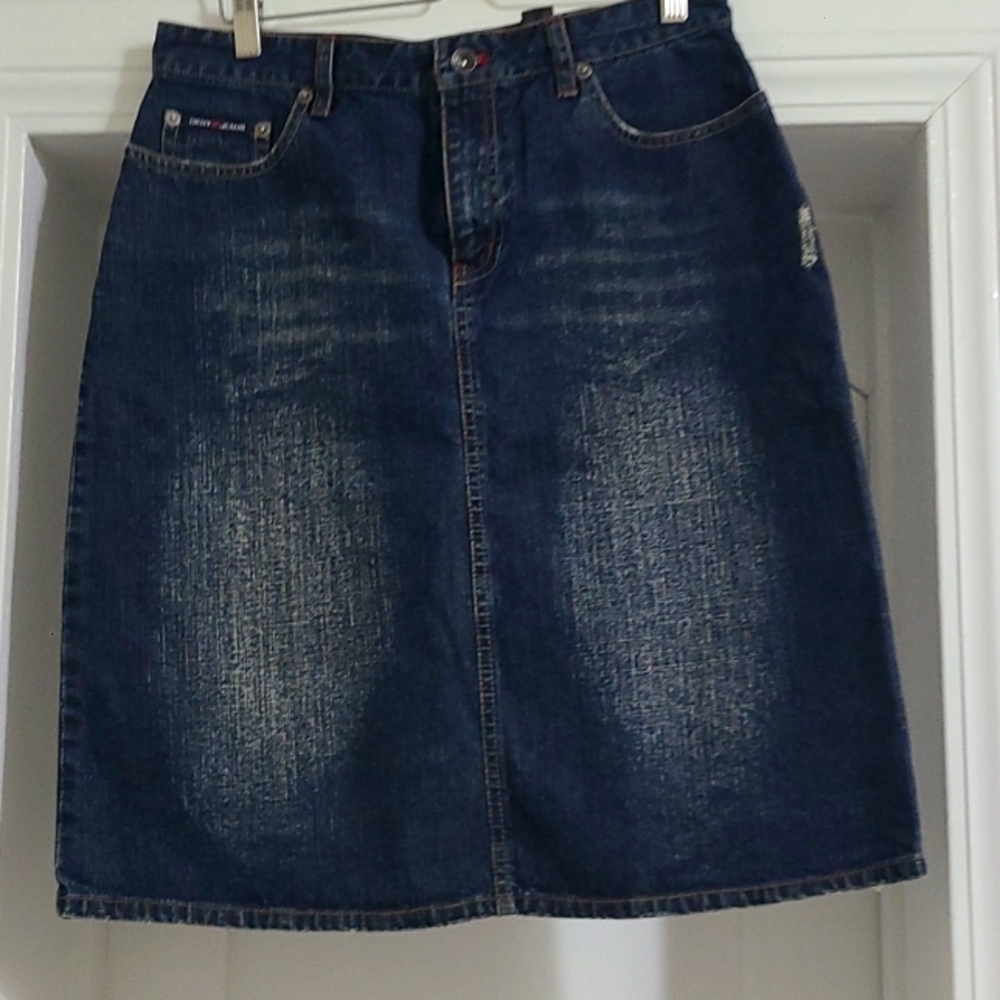 DKNY SZ6 BLUE JEAN SKIRT FADED BACK SLIT PENCIL SKIRT